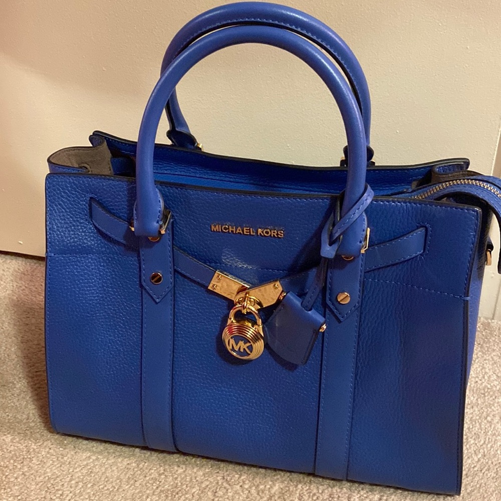 Michael Kors Large Purse! Like new!